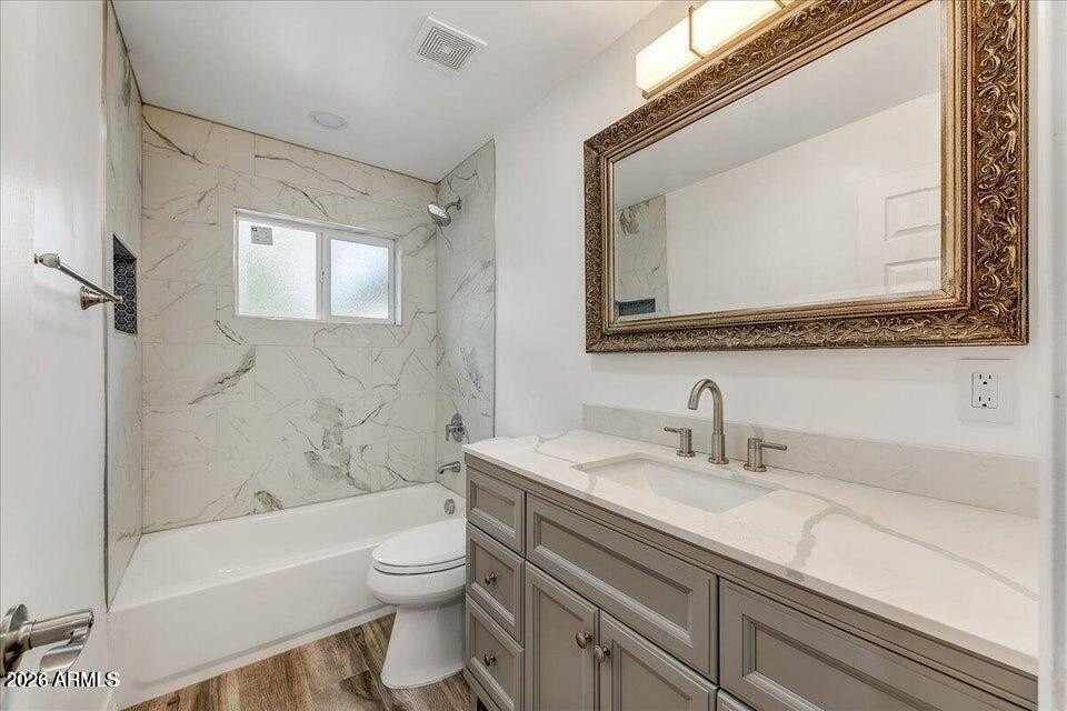 7736 E Catalina Dr - Photo 6 of 13