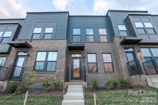 1015 Simcoe Ln - Photo 1 of 1