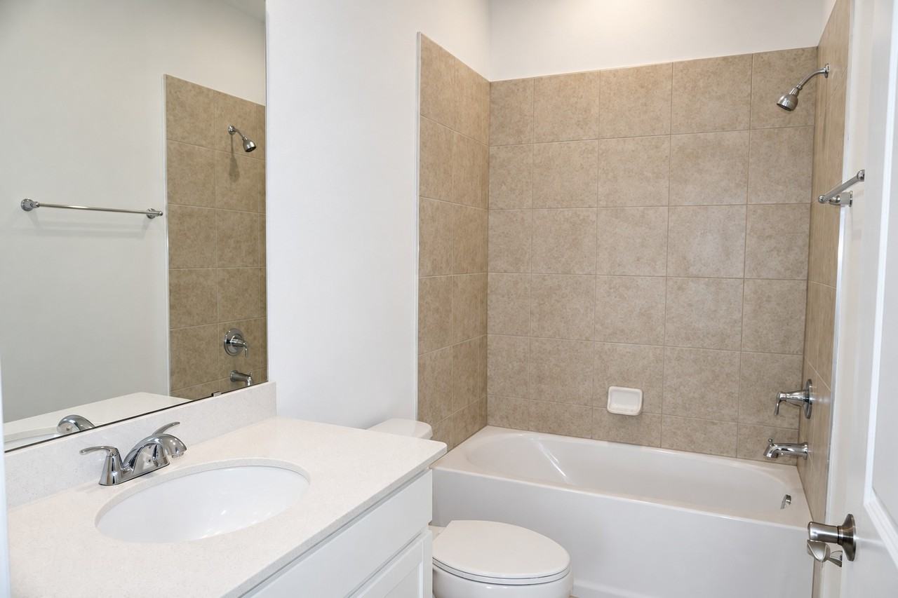 1824 Horsetail Dr #1 - Photo 7 of 32