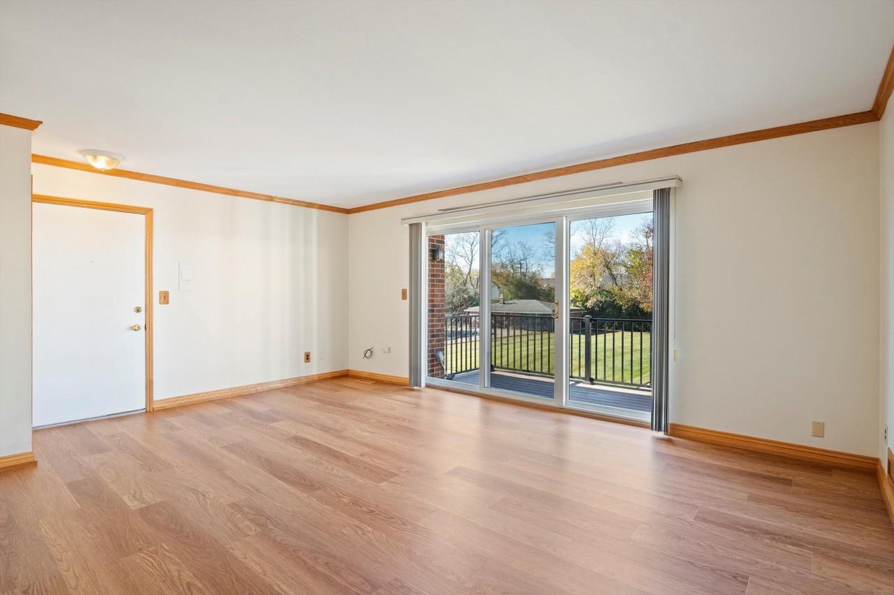29516 Bobrich St #20 - Photo 5 of 26