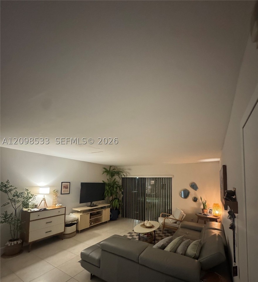 7975 Sw 86th St #207 - Photo 6 of 7
