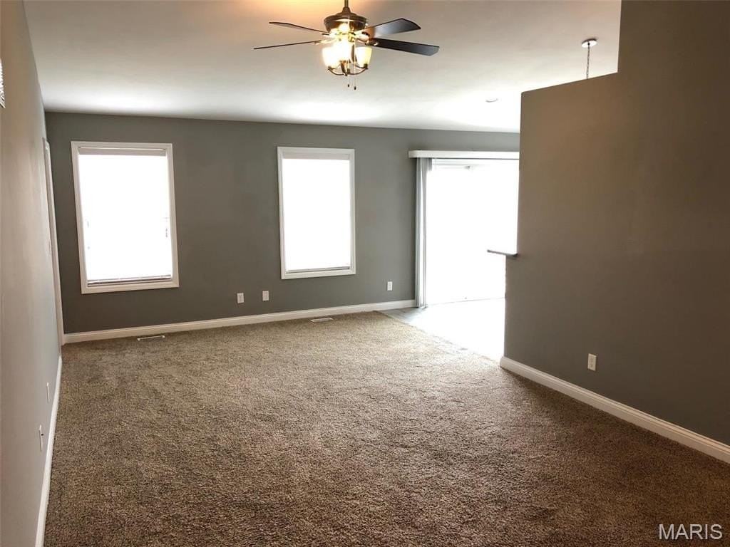 1109 Marathon Dr - Photo 2 of 17