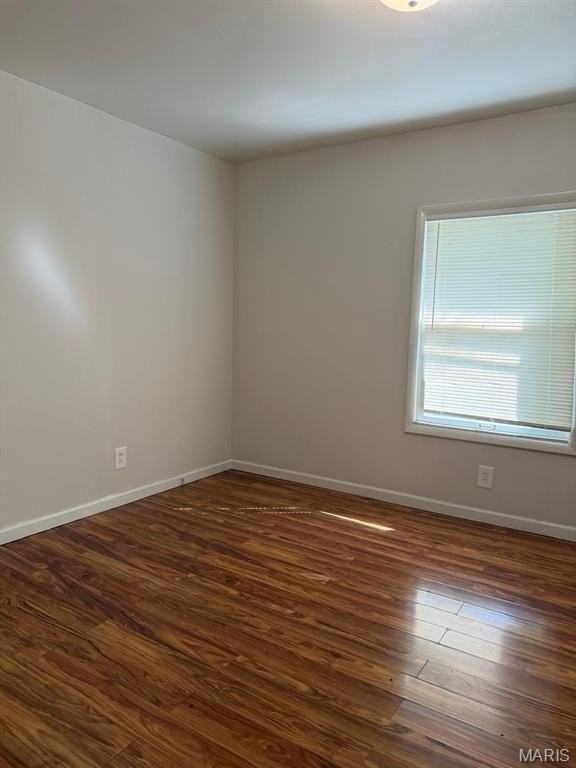 7309 Jenwood Ave - Photo 7 of 13