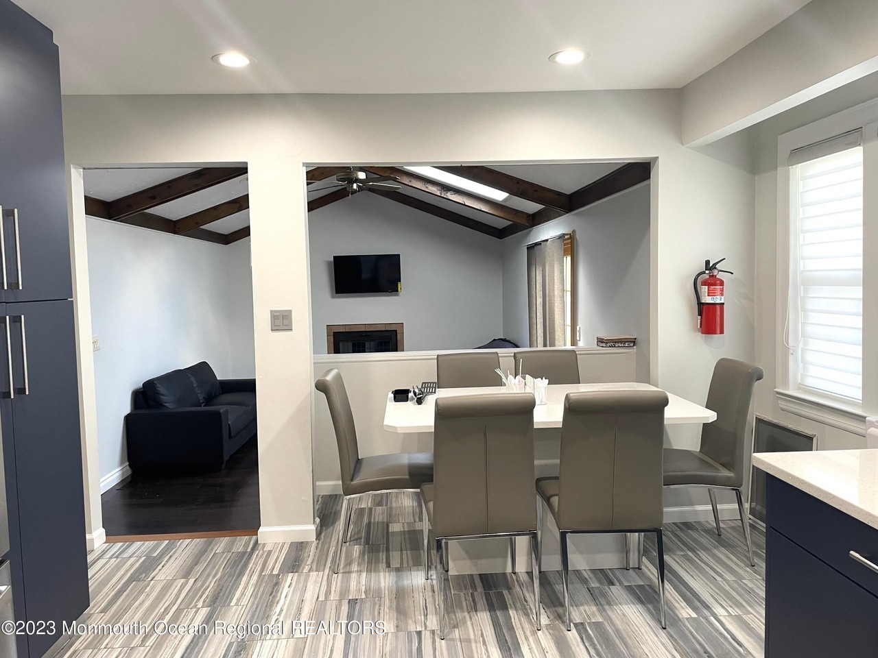 87 Cooper Ave - Photo 6 of 32