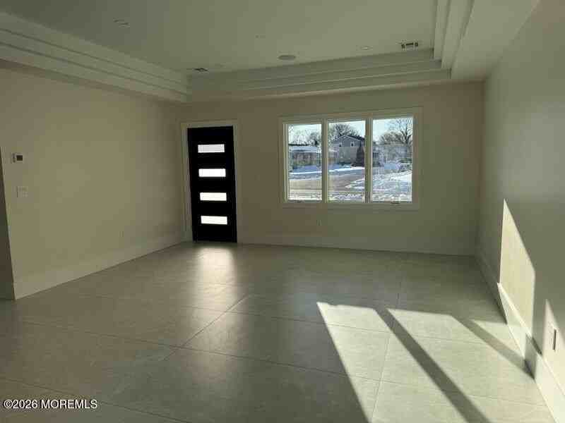 7 Whale Pond Rd - Photo 2 of 10
