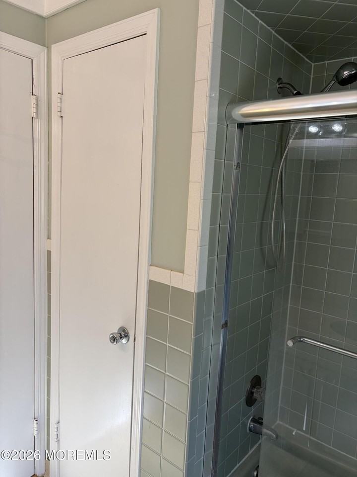 165 Broad St - Photo 4 of 10