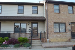 featured image of 114 Village Green Way