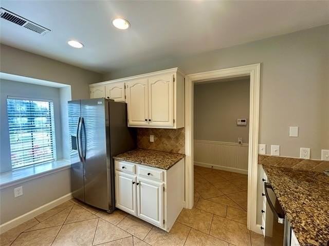 6411 E 96th St - Photo 3 of 23