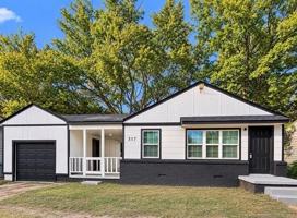 featured image of 317 W 48th St N