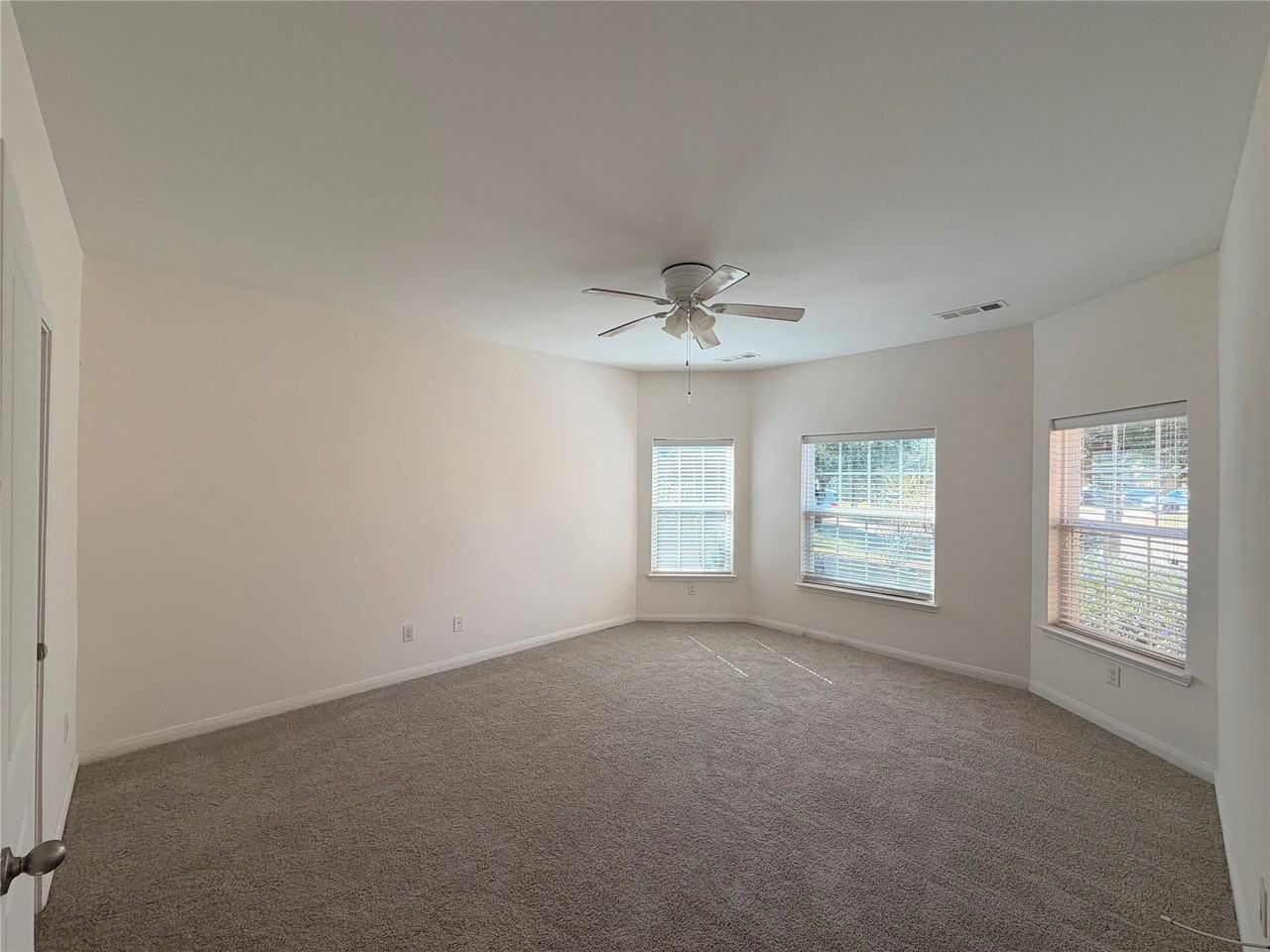 127 Mt Vernon Ln - Photo 7 of 16