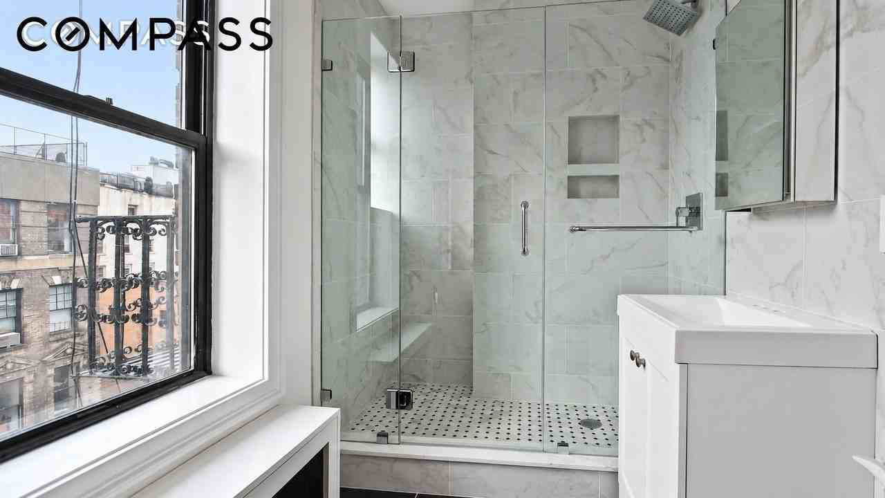 120 Thompson St #22 - Photo 3 of 4