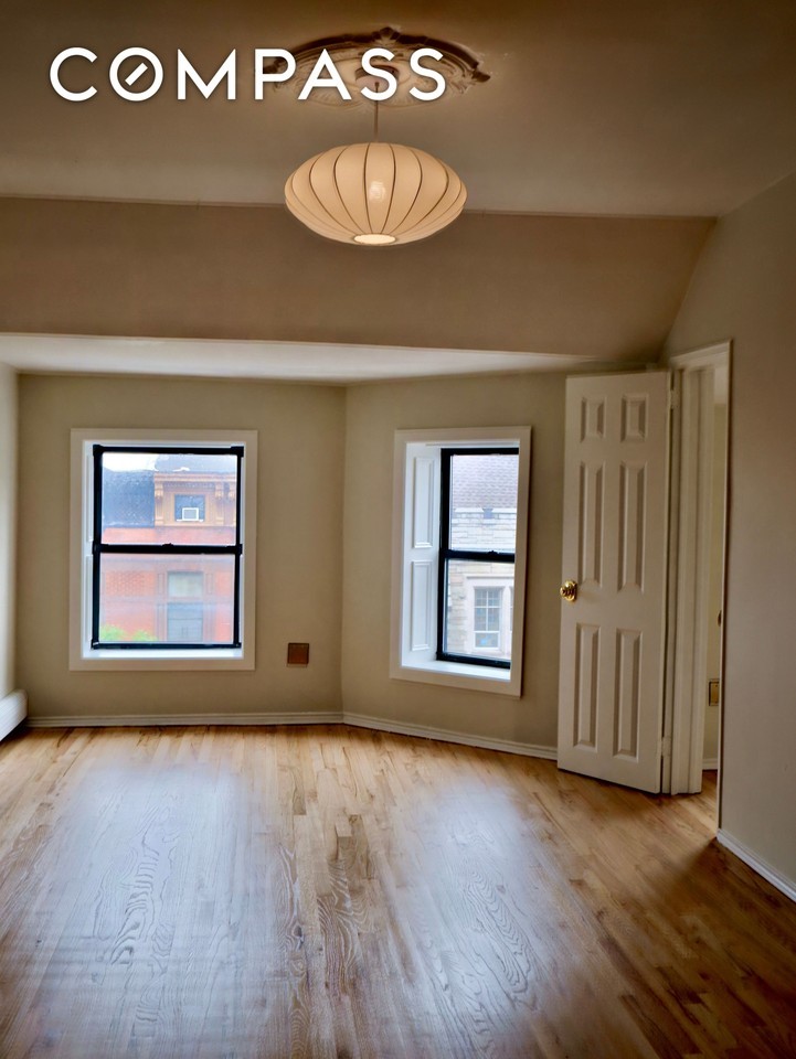 132 Decatur St #3 - Photo 5 of 17