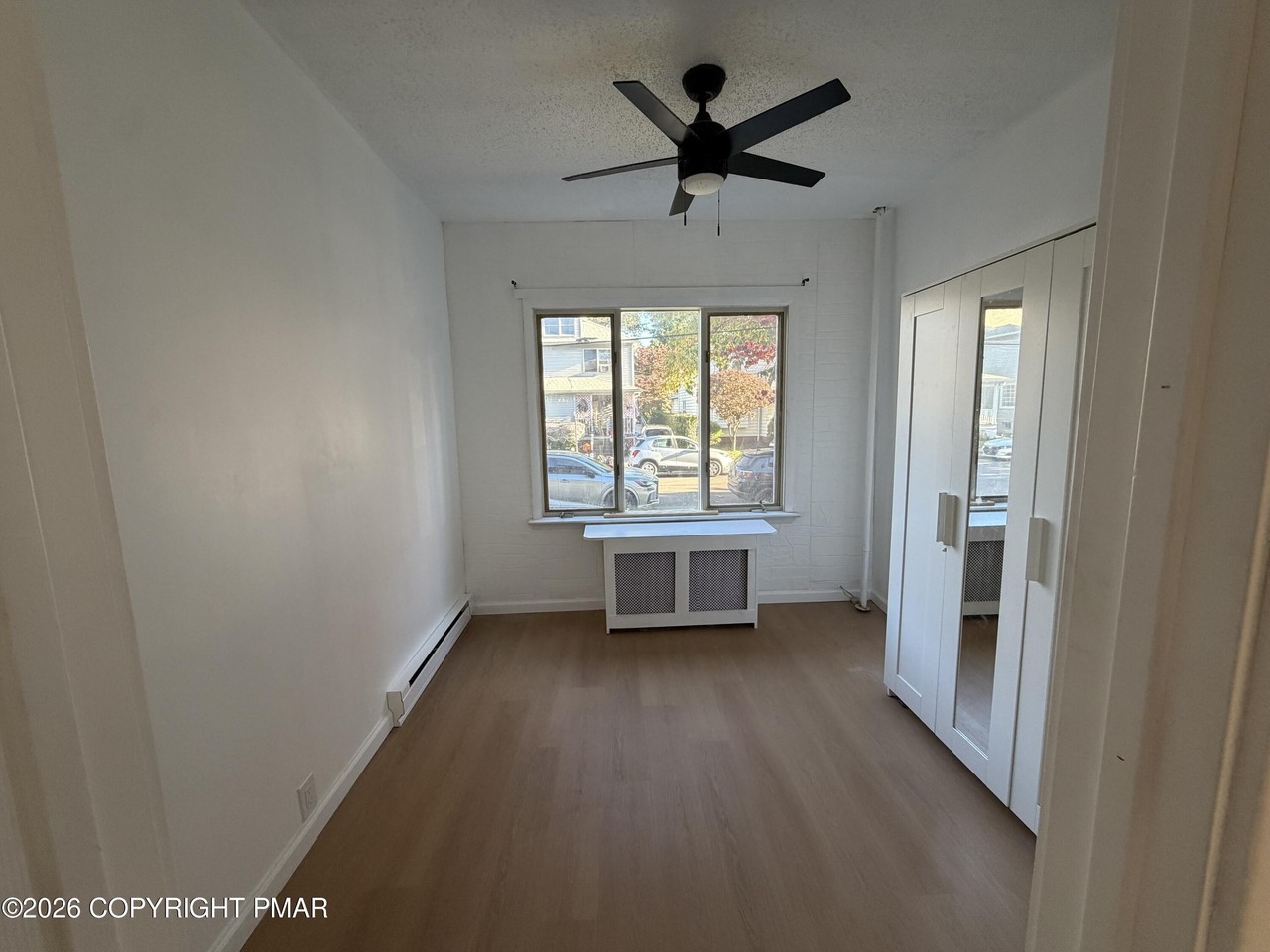 58 N Landon Ave - Photo 2 of 7