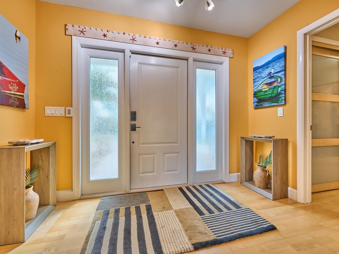 12775 Packwood Rd - Photo 3 of 50