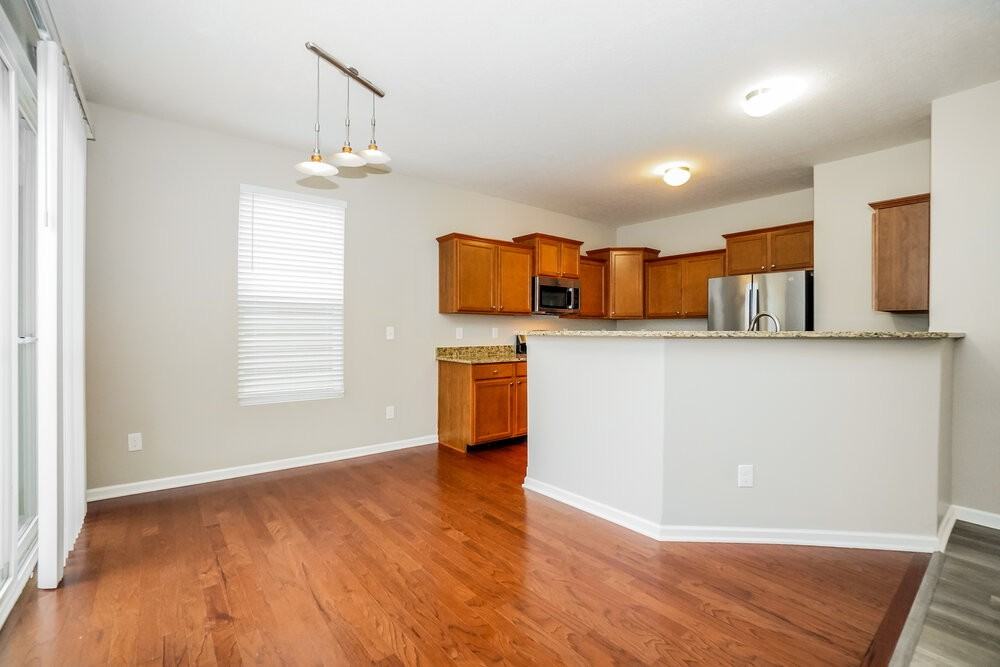5852 Trail Creek Dr - Photo 6 of 17