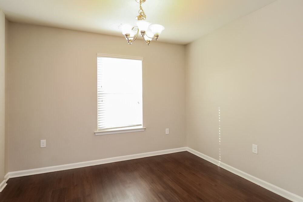 1524 Summer View Ln - Photo 6 of 17