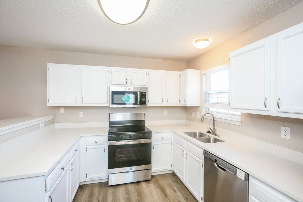 2835 Cahokia Ct - Photo 7 of 17