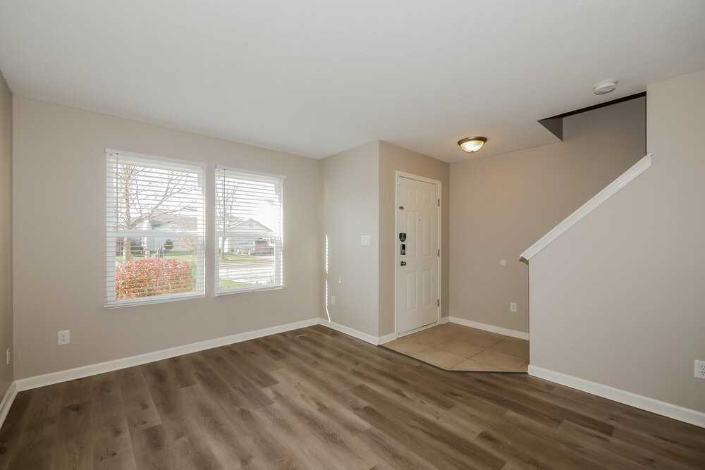 2353 Cedarmill Dr - Photo 6 of 17