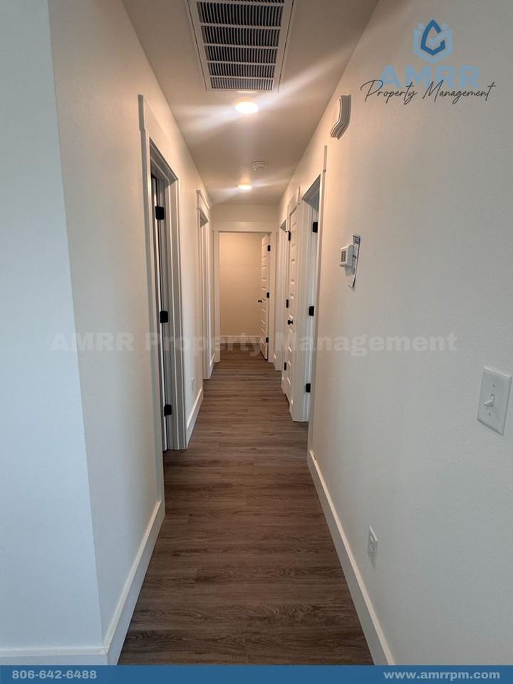 1809 Silk St - Photo 7 of 22