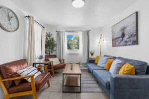 featured image of 2904 Berwick St