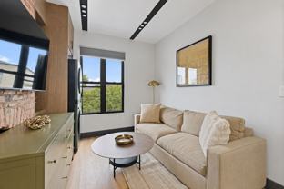 115 Franklin St - Photo 1 of 1