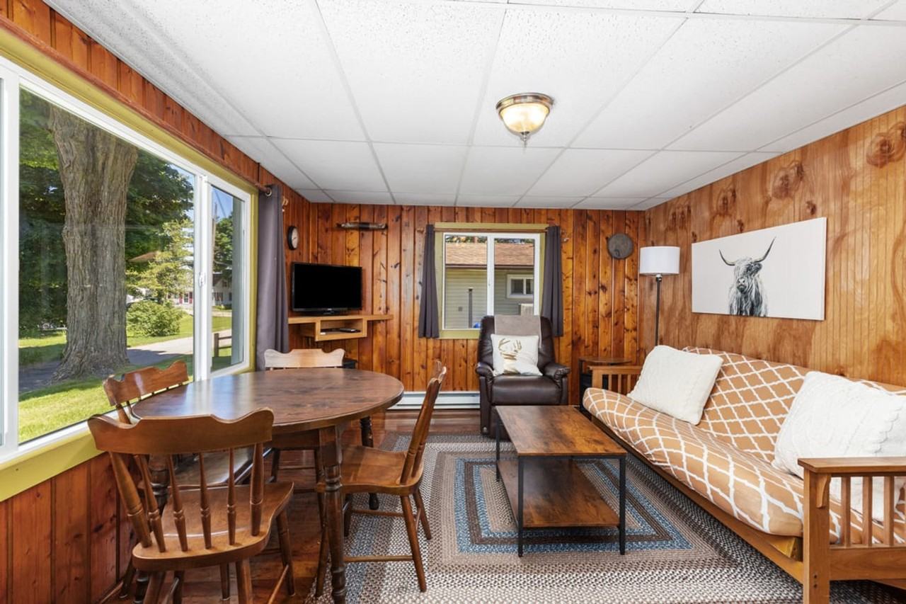 10760 Lake Street - Photo 2 of 41