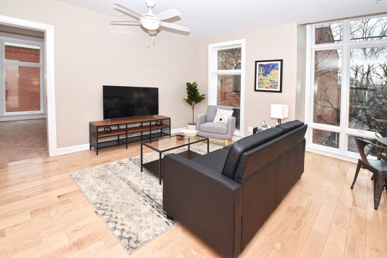 118 W 15th St #1622265P - Photo 4 of 20