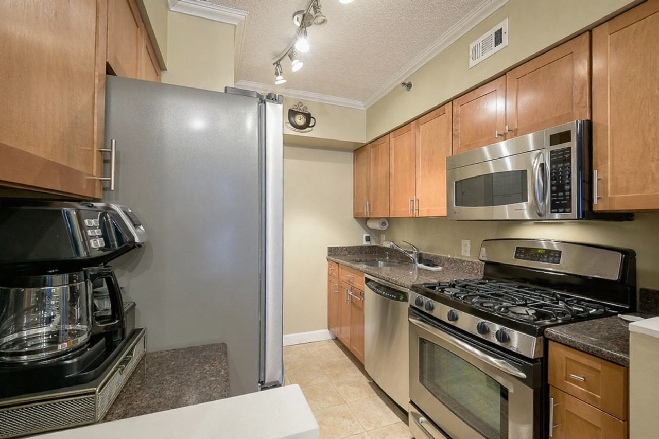 7845 Wisconsin Ave #1694447P - Photo 7 of 13
