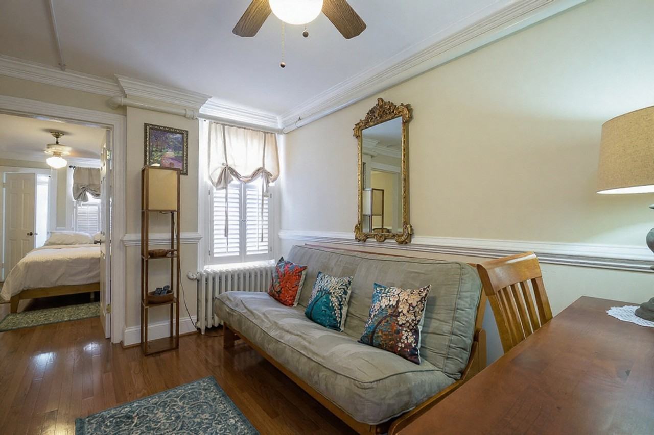 241 Massachusetts Ave Ne #1694731P - Photo 3 of 17