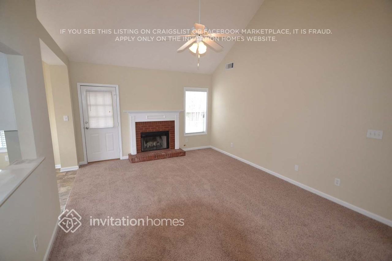 3318 North Ct - Photo 2 of 12