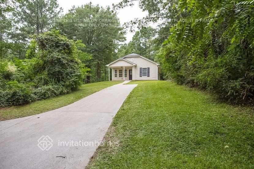 205 Townley Rd - Photo 3 of 26