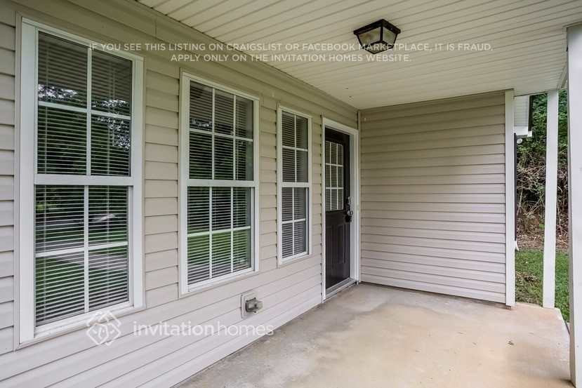205 Townley Rd - Photo 4 of 26
