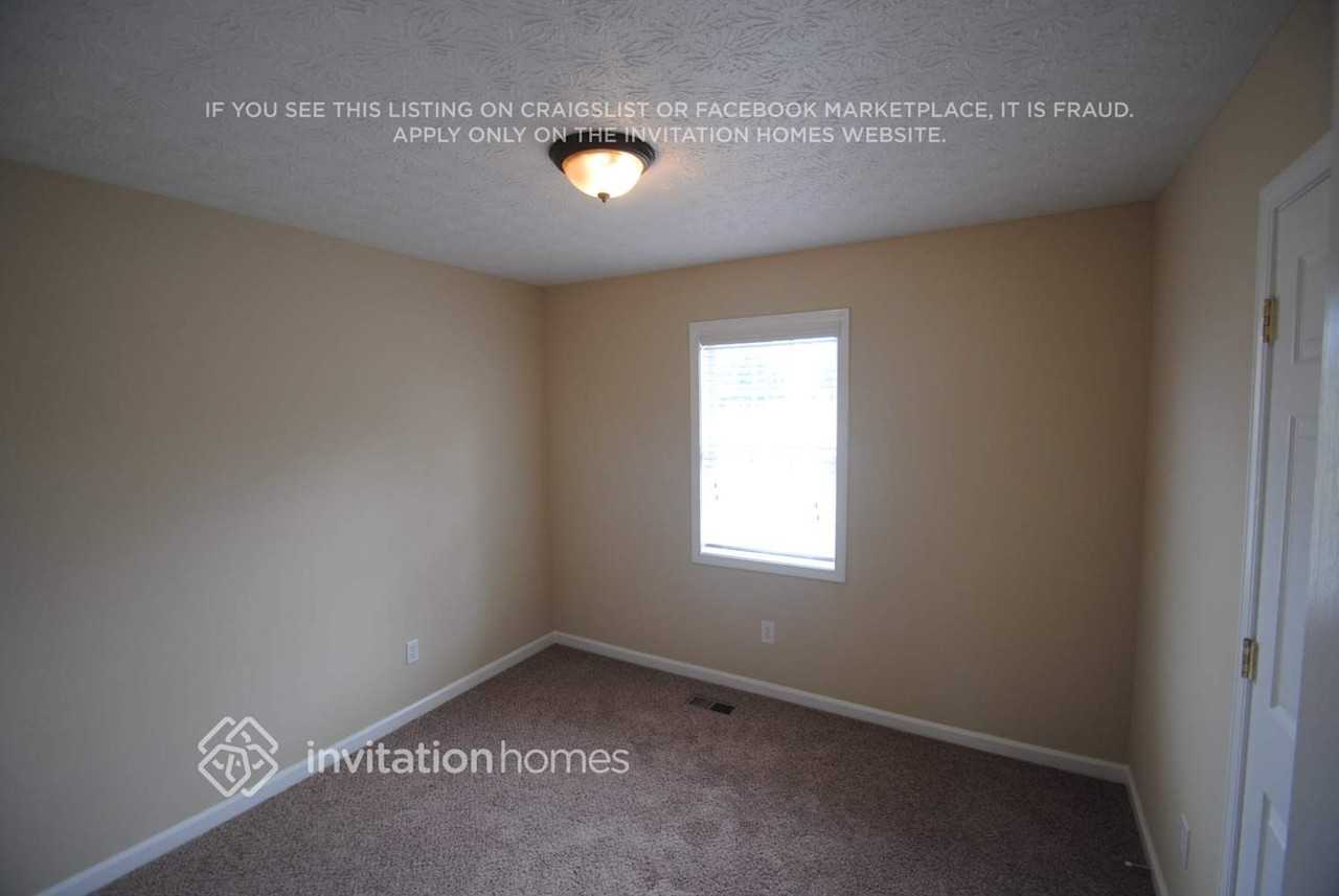 24 Fairview Hts - Photo 3 of 5