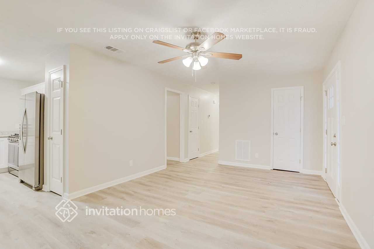 2048 Mulkey Rd Sw - Photo 7 of 26
