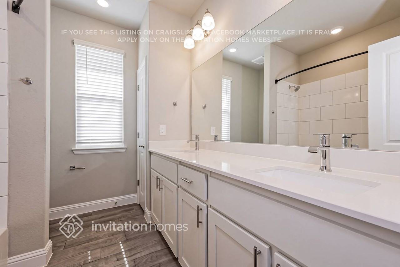 838 Poppie Ln - Photo 6 of 19