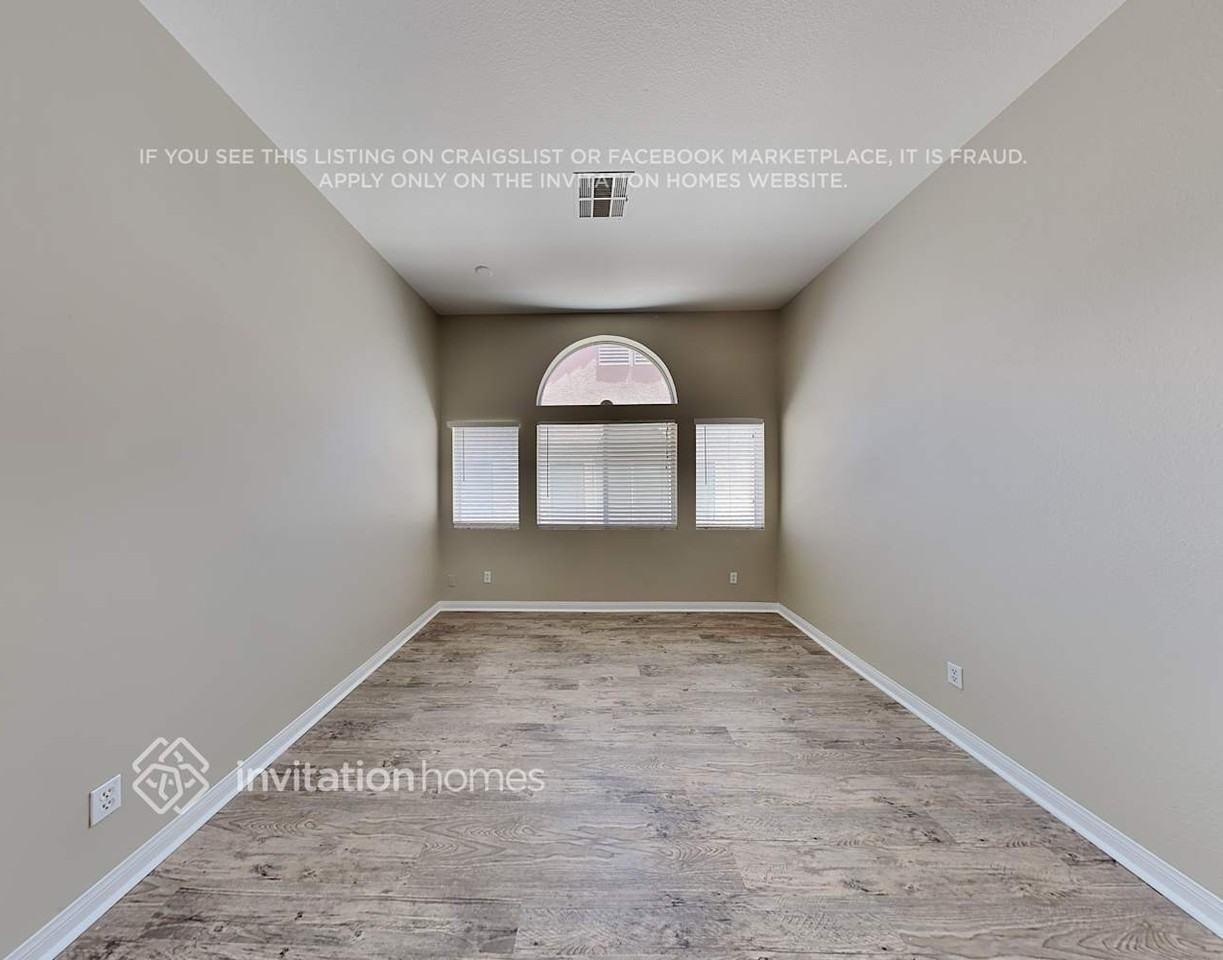 8825 Colorful Pines Ave - Photo 7 of 18