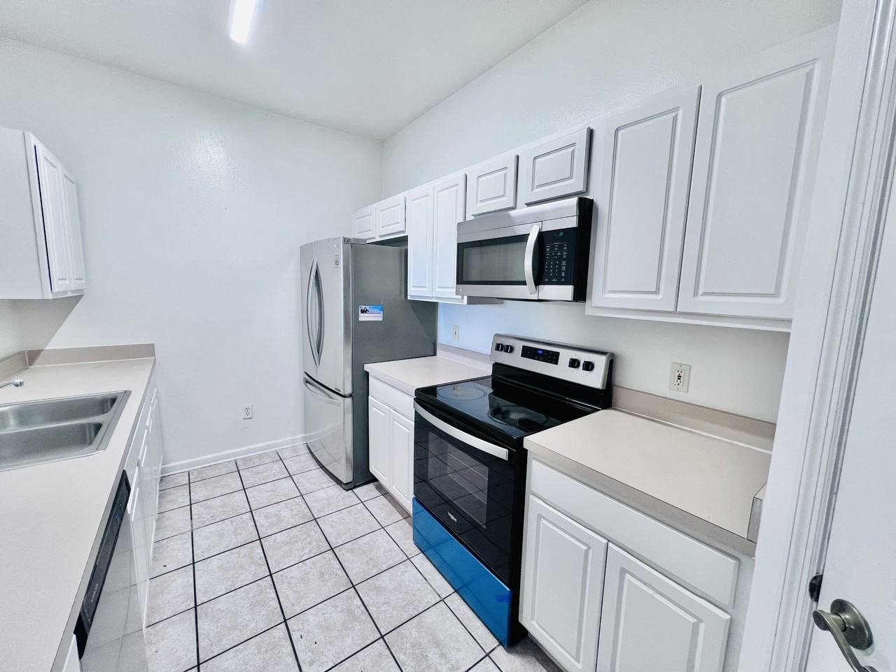 13524 Turtle Marsh Loop #1 - Photo 5 of 12