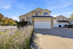 featured image of 448 Southeast