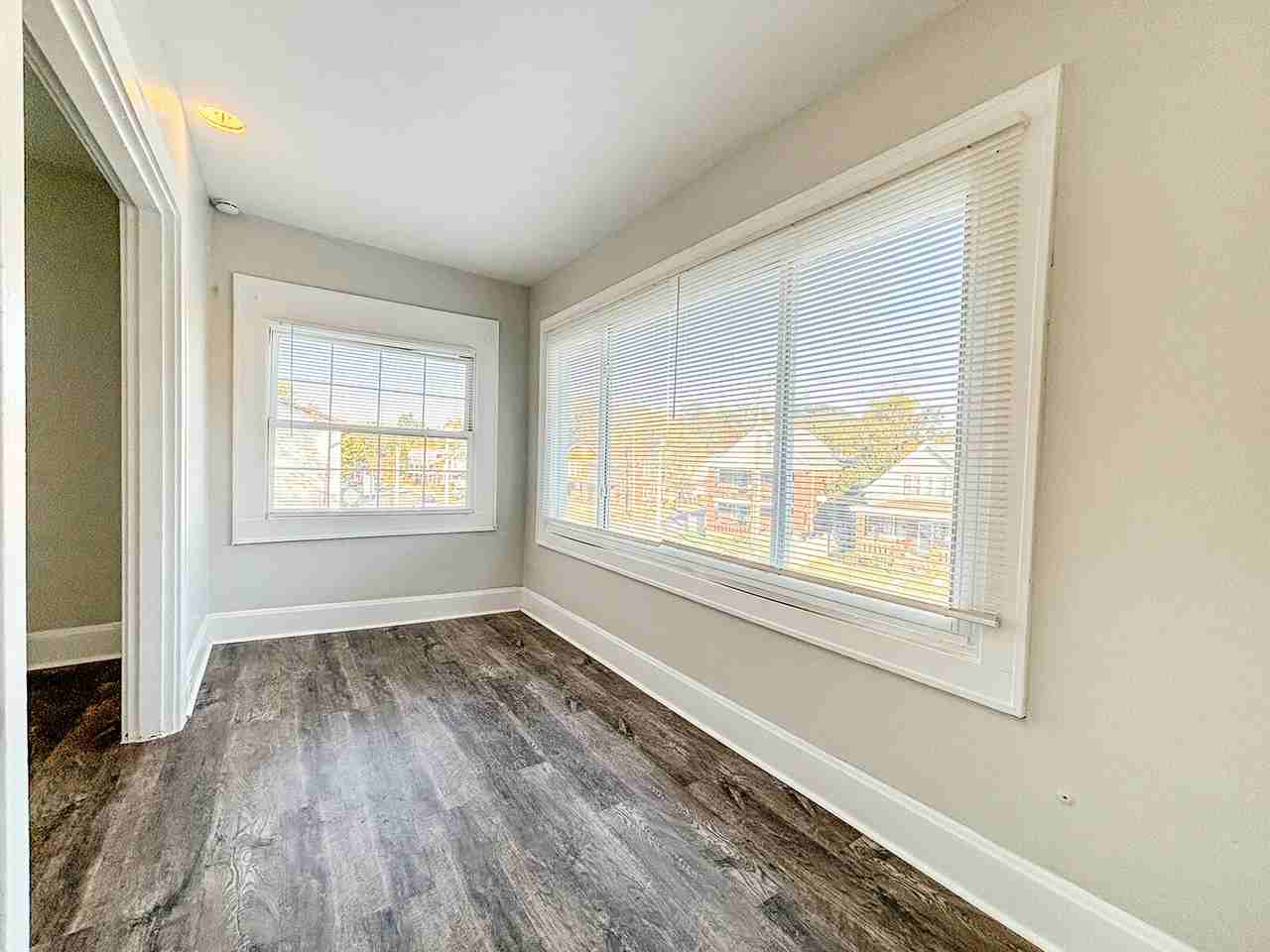 3835 Vine St #2 - Photo 4 of 10