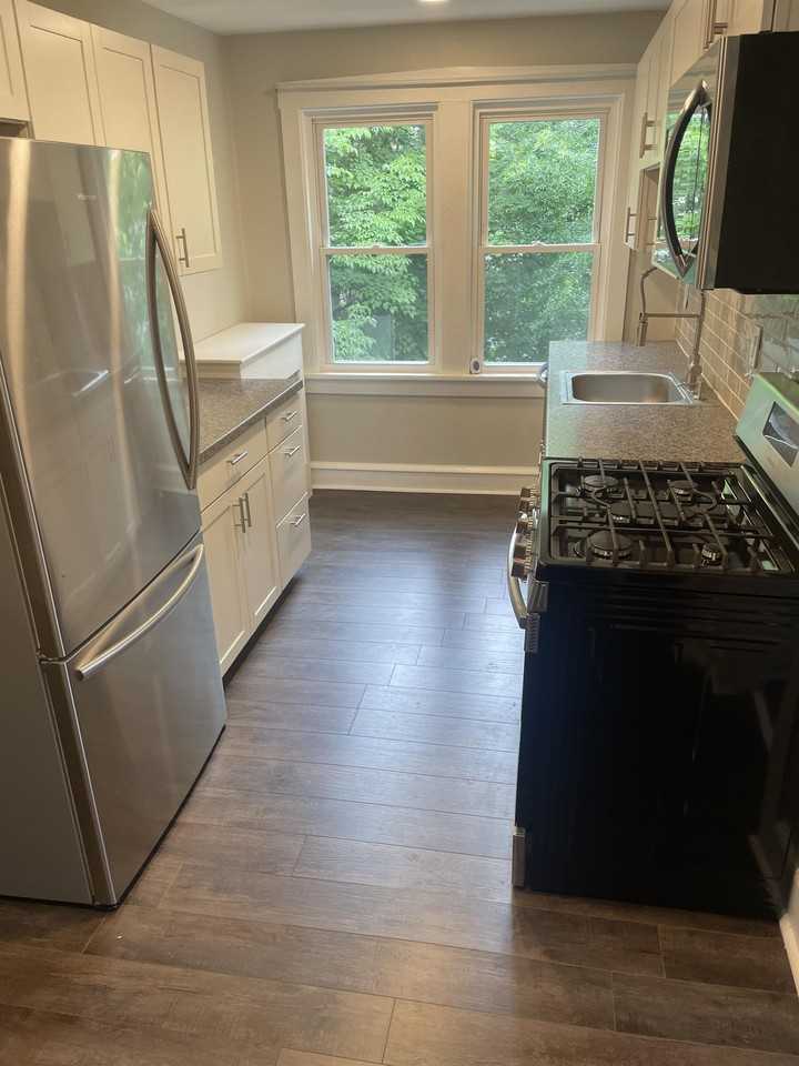 107 W Collings Ave #B - Photo 2 of 25