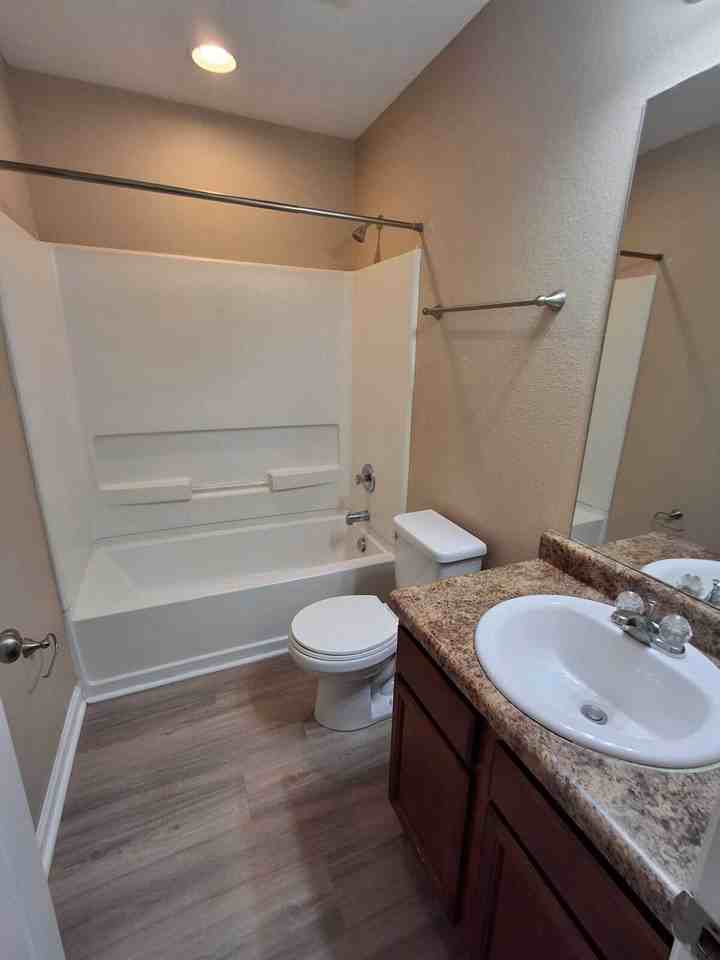 314 Mertle Dr Ne - Photo 7 of 12