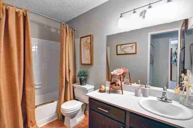 2015 Cedar Bend Dr #0430 - Photo 5 of 7