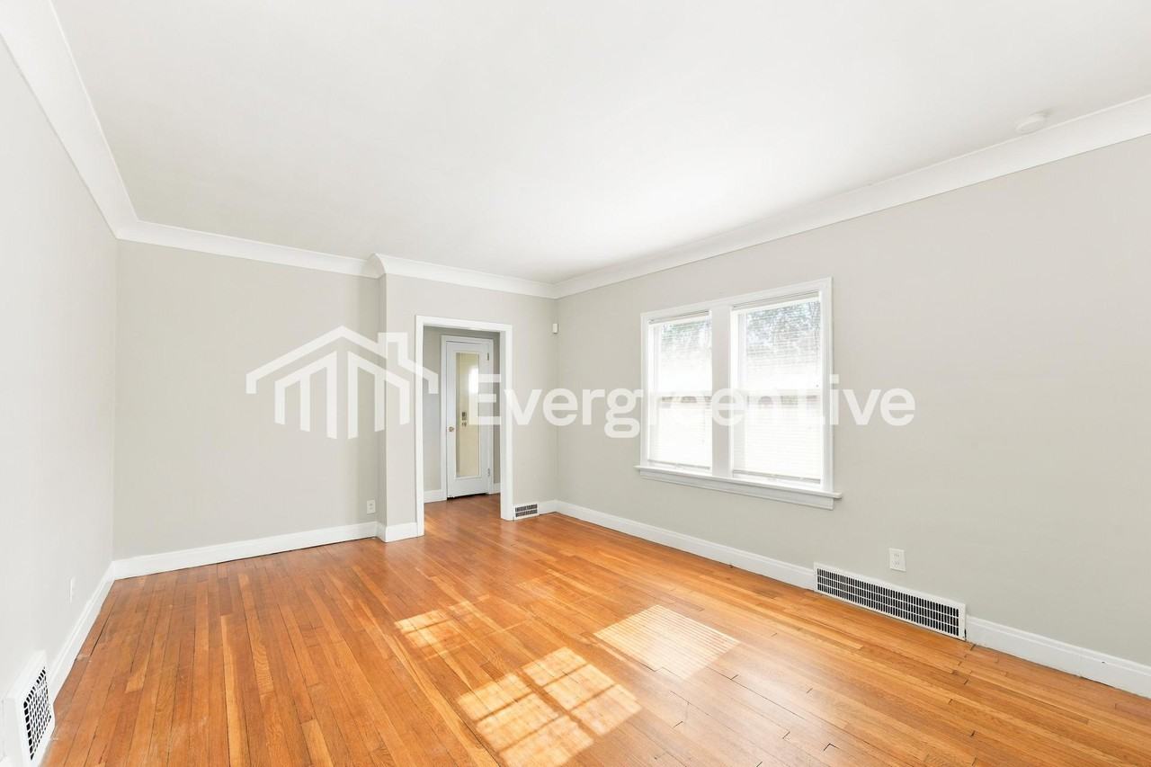 4409 Prasse Rd - Photo 2 of 15