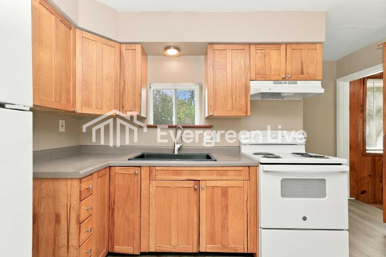 11656 Larimore Rd - Photo 6 of 15