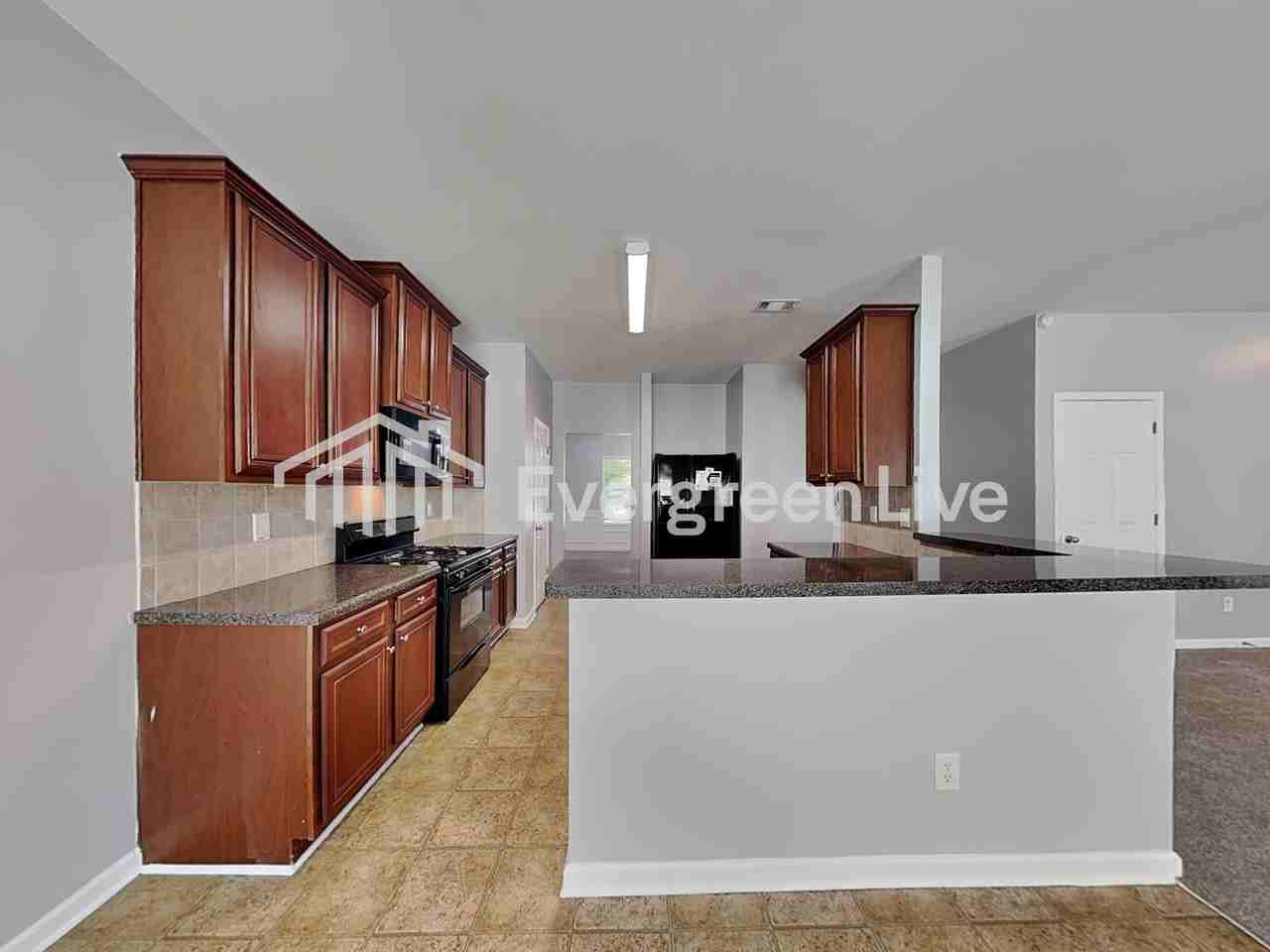 3034 Gayle Manor Ln - Photo 6 of 15