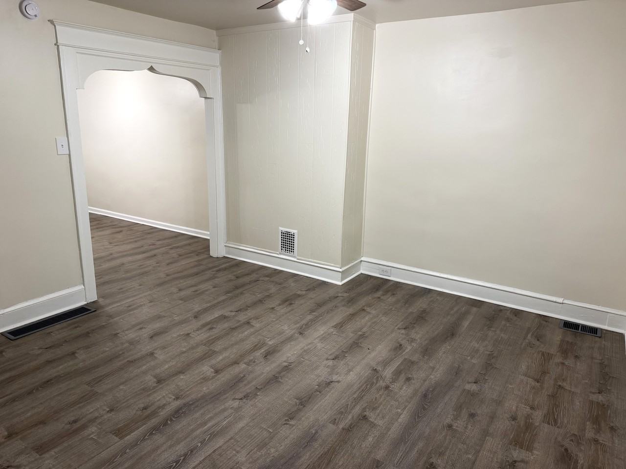 2515 South Dewey Street - Photo 5 of 31