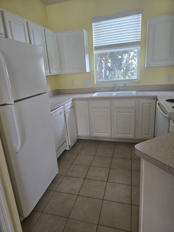 12209 Country White Cir - Photo 5 of 5