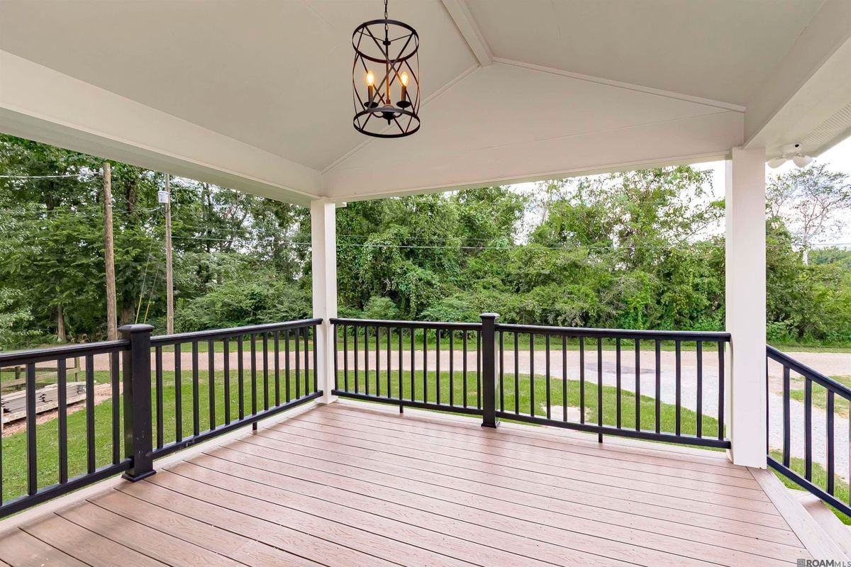 11233 Stringer Bridge Rd - Photo 3 of 24