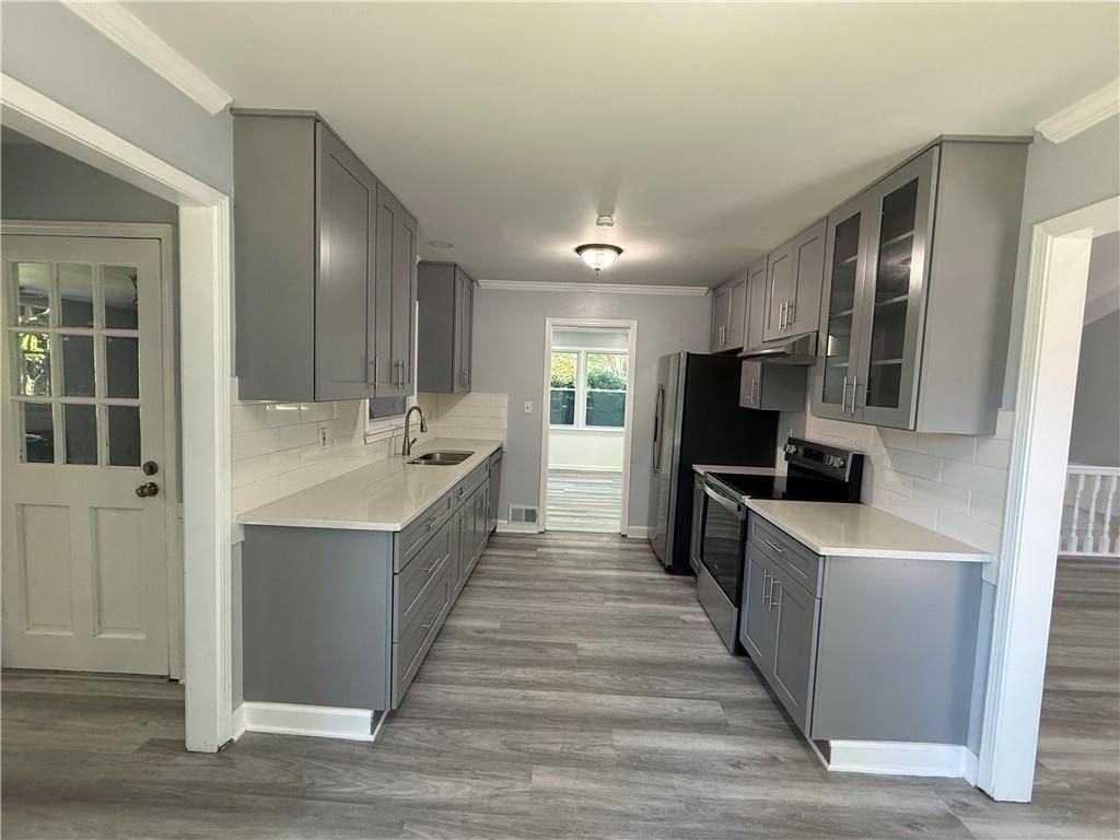 4144 Wellington Hills Dr - Photo 3 of 35