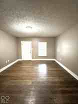627 N Tacoma Ave - Photo 1 of 1